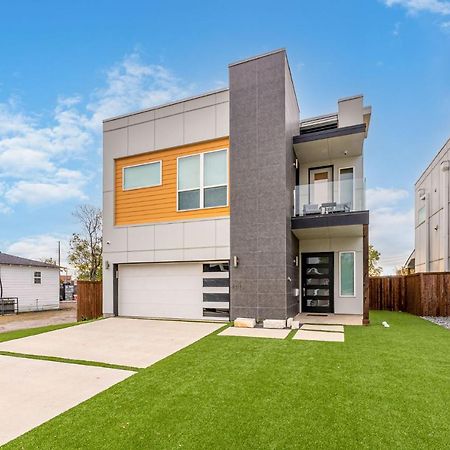 Luxury Home With Rooftop Views Dallas Exterior foto